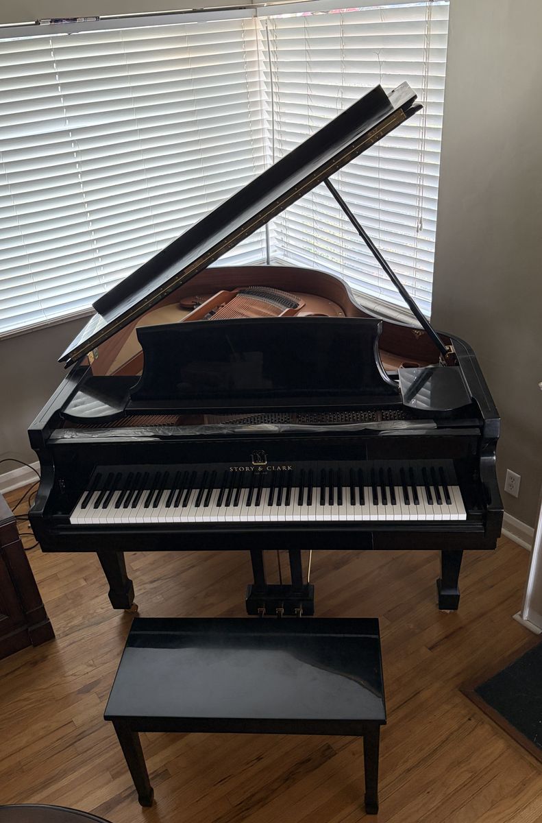 Story and Clark Artist Conservatory Grand Piano