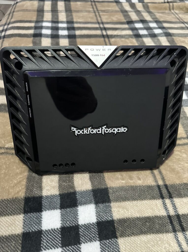 Rockford Fosgate Amp