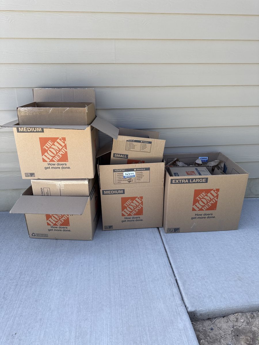 Home Depot Moving Boxes - Mixed Sizes (Small, Medium, Extra Large) - Used for Moving/Storage