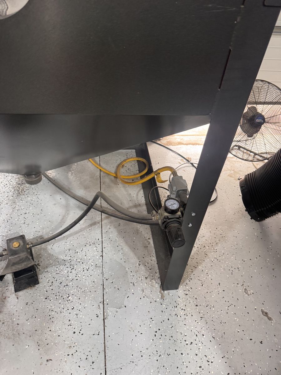 Main image 3