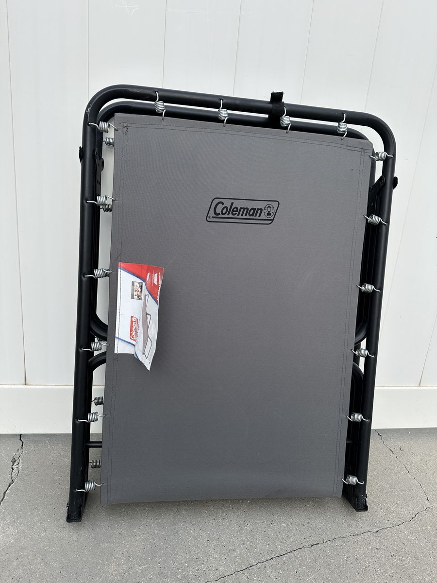 Coleman foldable/ Portable camping cot