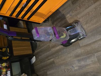 Bissel Carpet cleaner