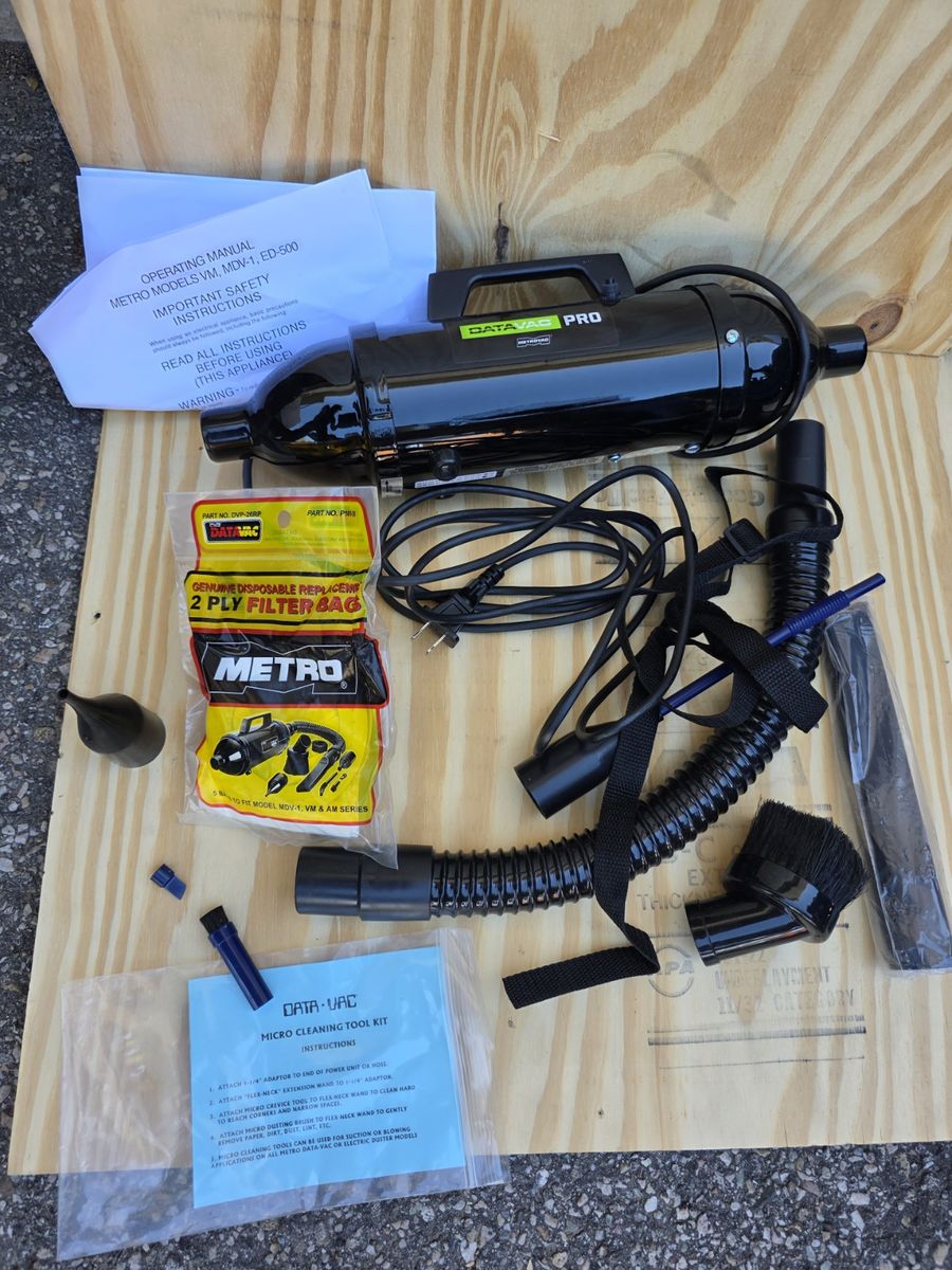 DataVac pro. new in box.