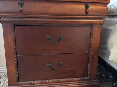 3 drawer nightstand