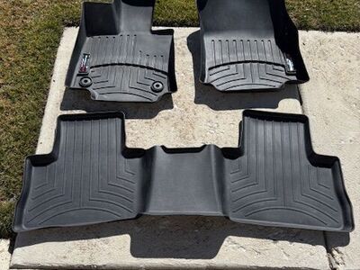 WeatherTech Floor Mats 2019-2025 Toyota Rav4