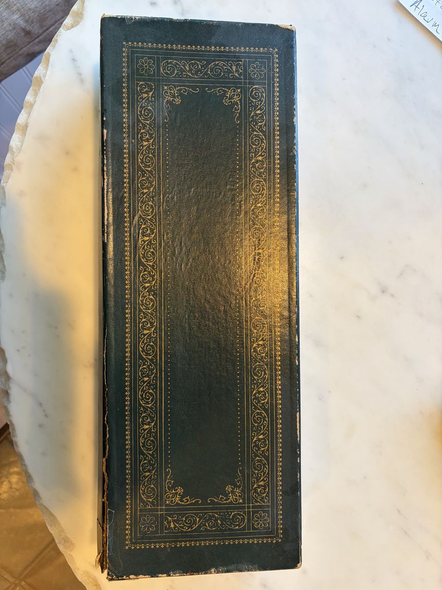 Main image 5