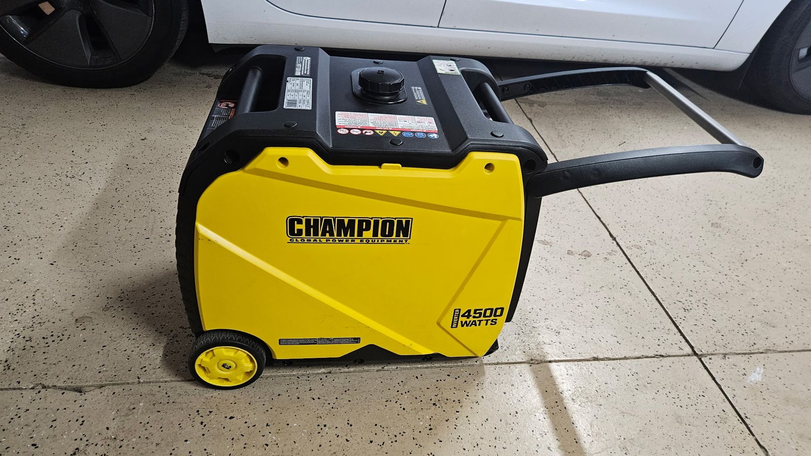Champion 4500 Watts Portable Inverter Generator