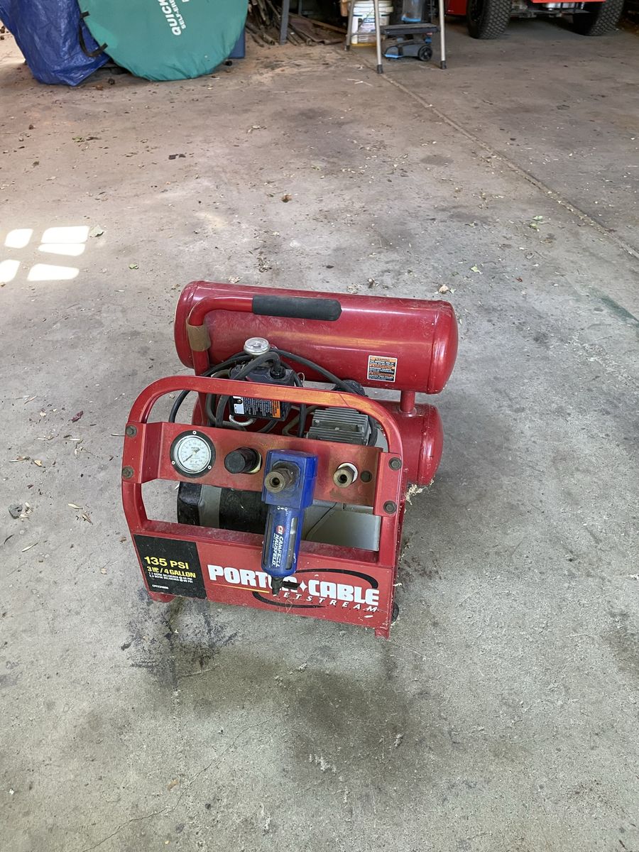 Porter-Cable Jetstream 4 Gallon 135 PSI Portable Air Compresser