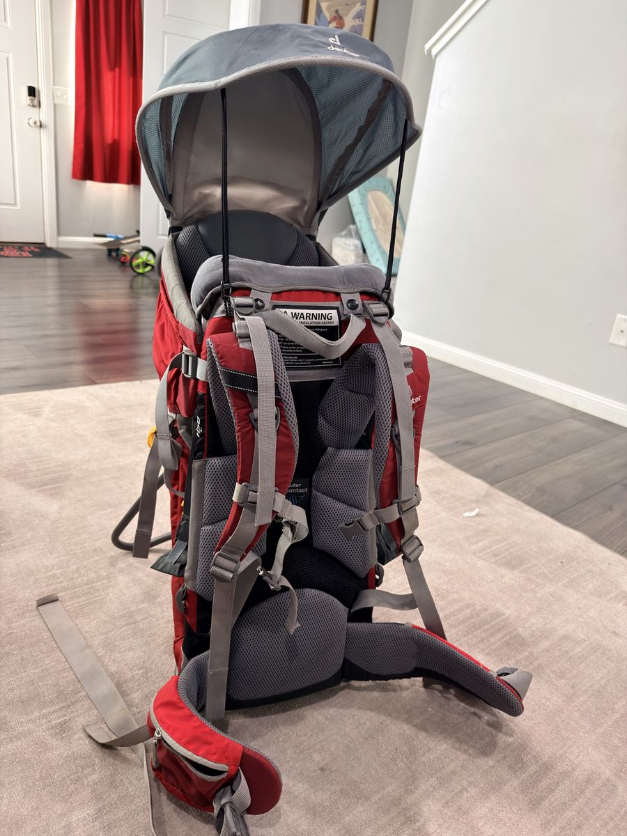 Deuter Kid Comfort 2 child backpack carrier EXCELLENT condition with rain attachment!