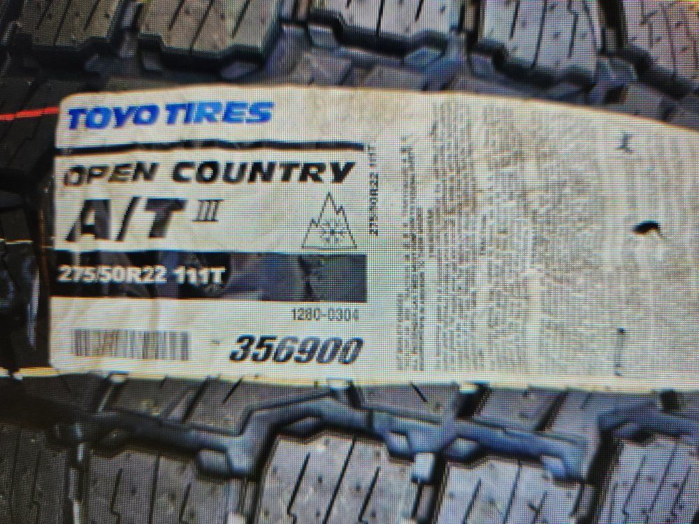 275/50r22 toyo open country at lll 