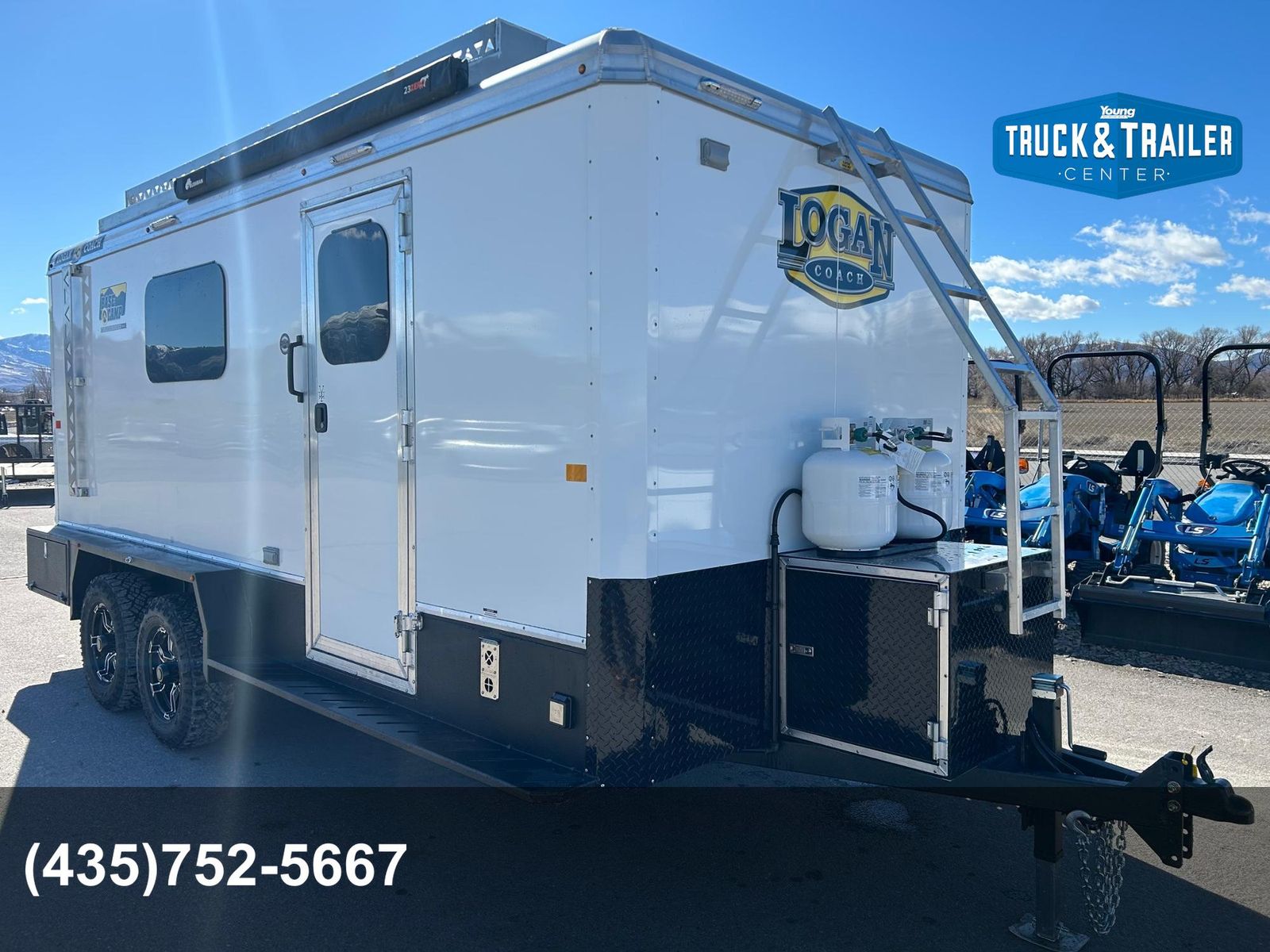 2026 Logan Coach 17' Base Camp