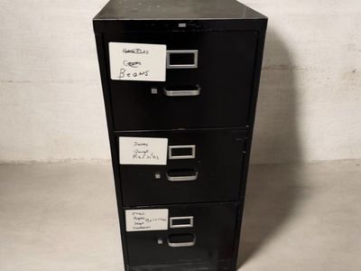 Heavy duty steel file cabinet