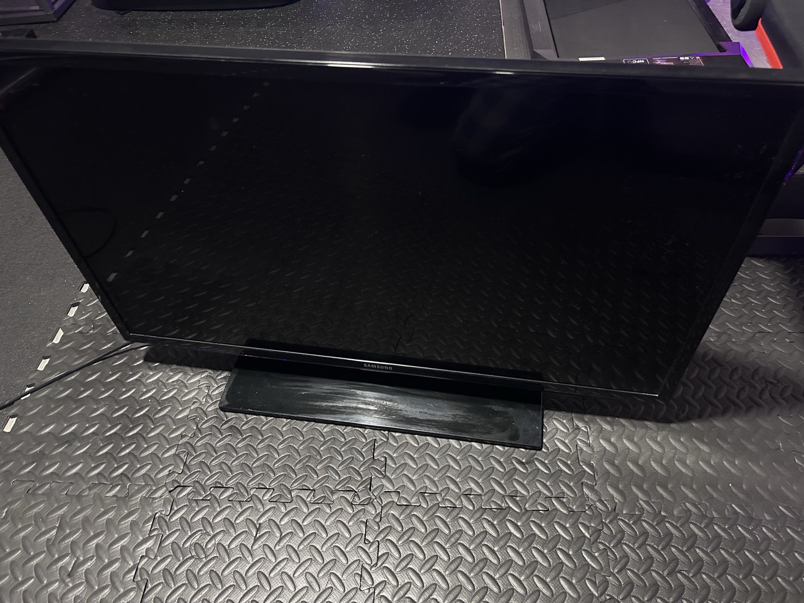 Main image 5