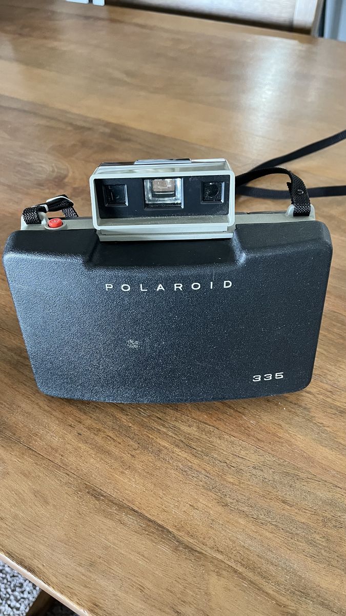 Polaroid Automatic 335 Land Camera
