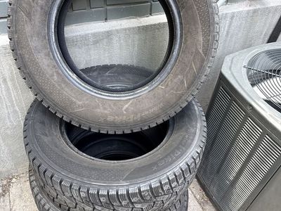 Set of 4 Hankook Winter i*Pike X 235/65R16 Tires - Excellent Condition, 75% Tread