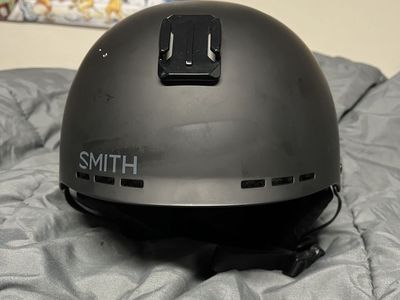 Smith ski/snowboard helmet