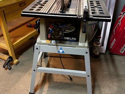 Delta shopmaster table saw