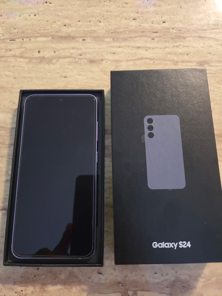Samsung Galaxy S24, 128GB, Unlocked - Great Condition