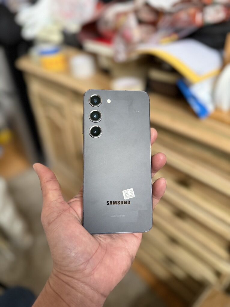 Samsung S23 Unlocked, So Nice And Still Good