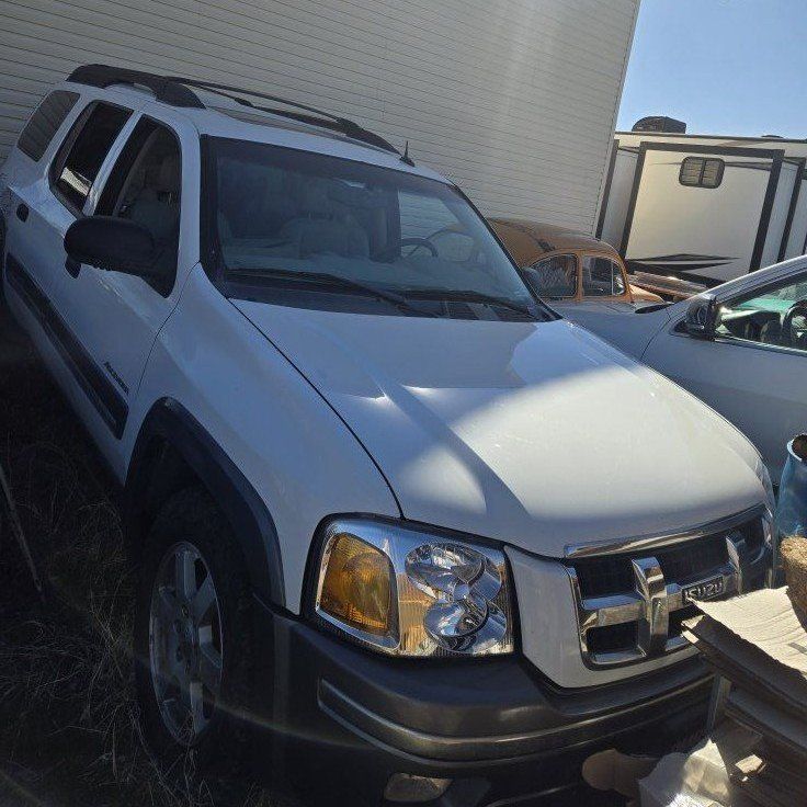 2005 Isuzu Ascender parts only