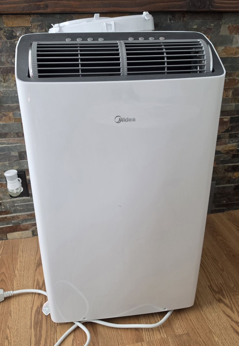 Midea Duo 14,000 BTU Smart Portable Air Conditioner, AC Unit with Heat Pump and Remote (MPT1412HVRU)