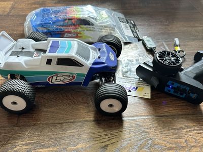 Losi Mini-T 2.0 1/18 Scale RC Stadium Truck Extra Shell/Parts