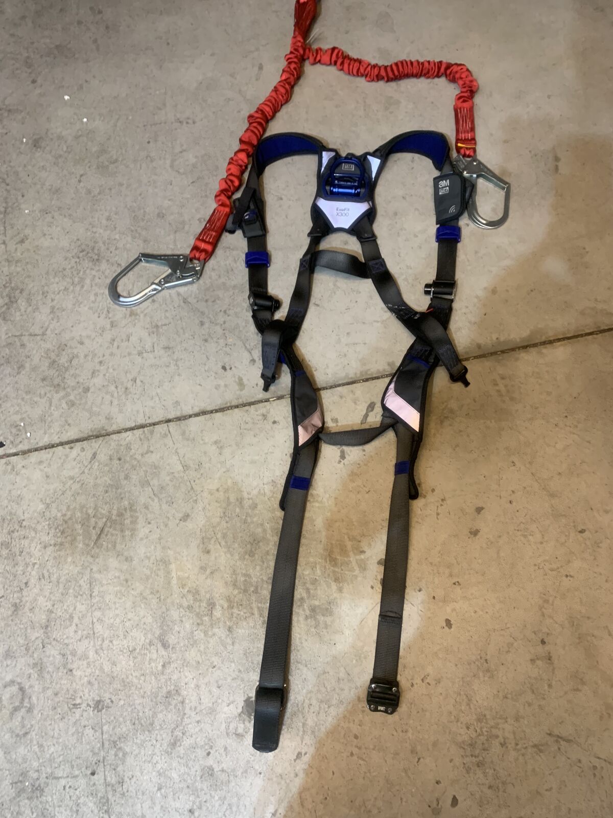 3m DBI-Sala EXOfit X300 harness with Tether
