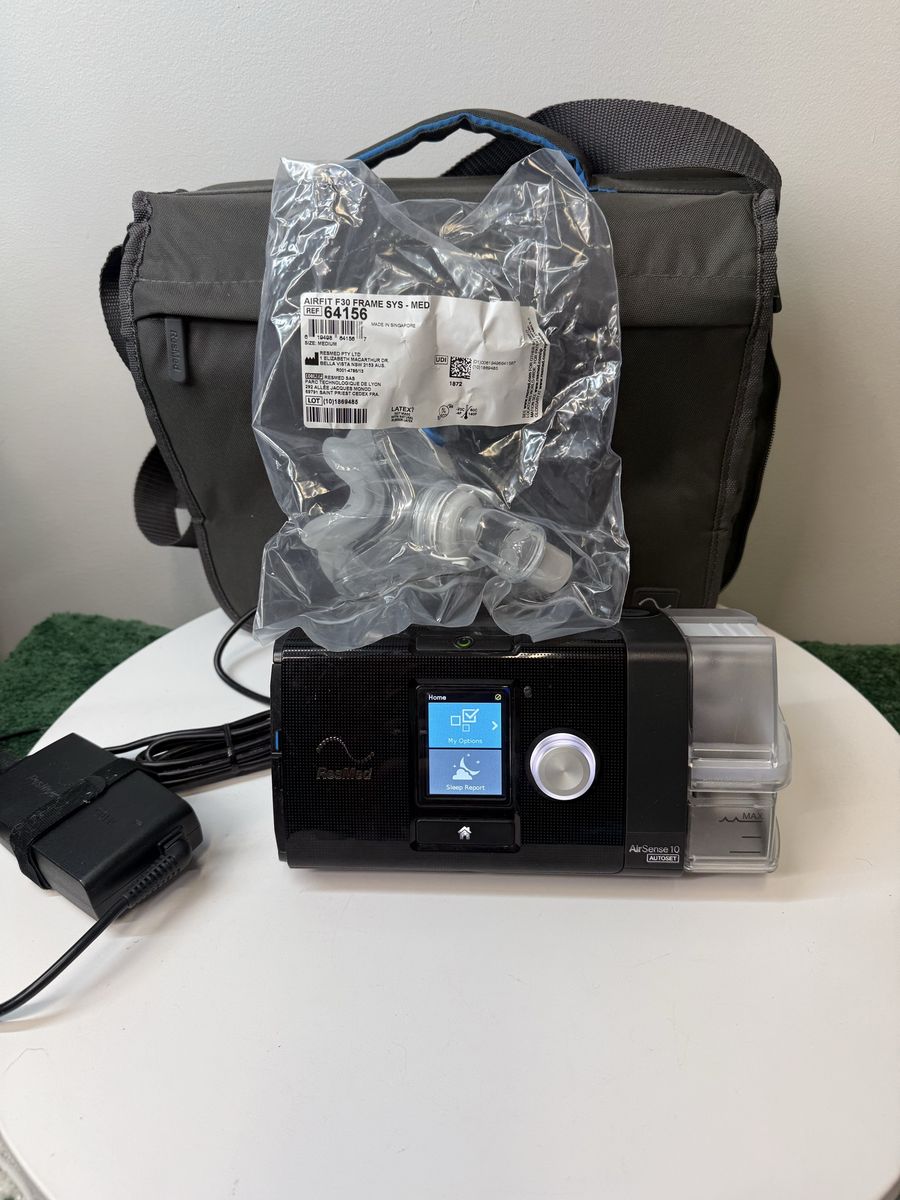 Resmed Airsense 10 Autoset CPAP Machine with Mask - 5860 Hours