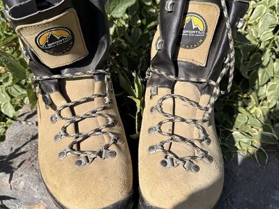 La Sportiva Makalu boots sz 9.5