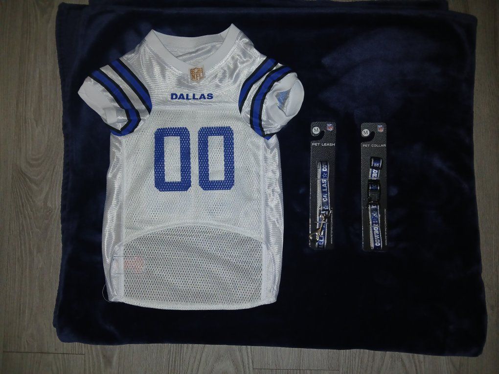 Pet's First Dallas Cowboys  jersey & apparel SZ. M