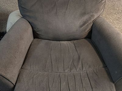 La-Z-Boy Recliner - Gently Used