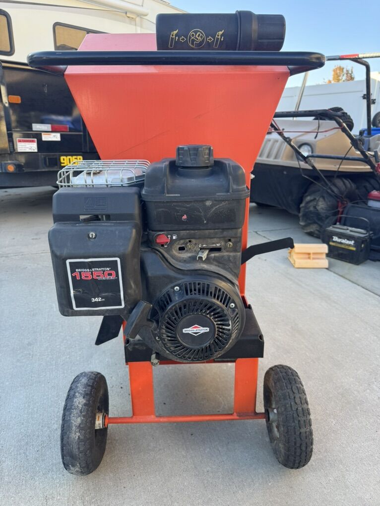 Amazing Chipper/shredder (Echo Bear Cat)