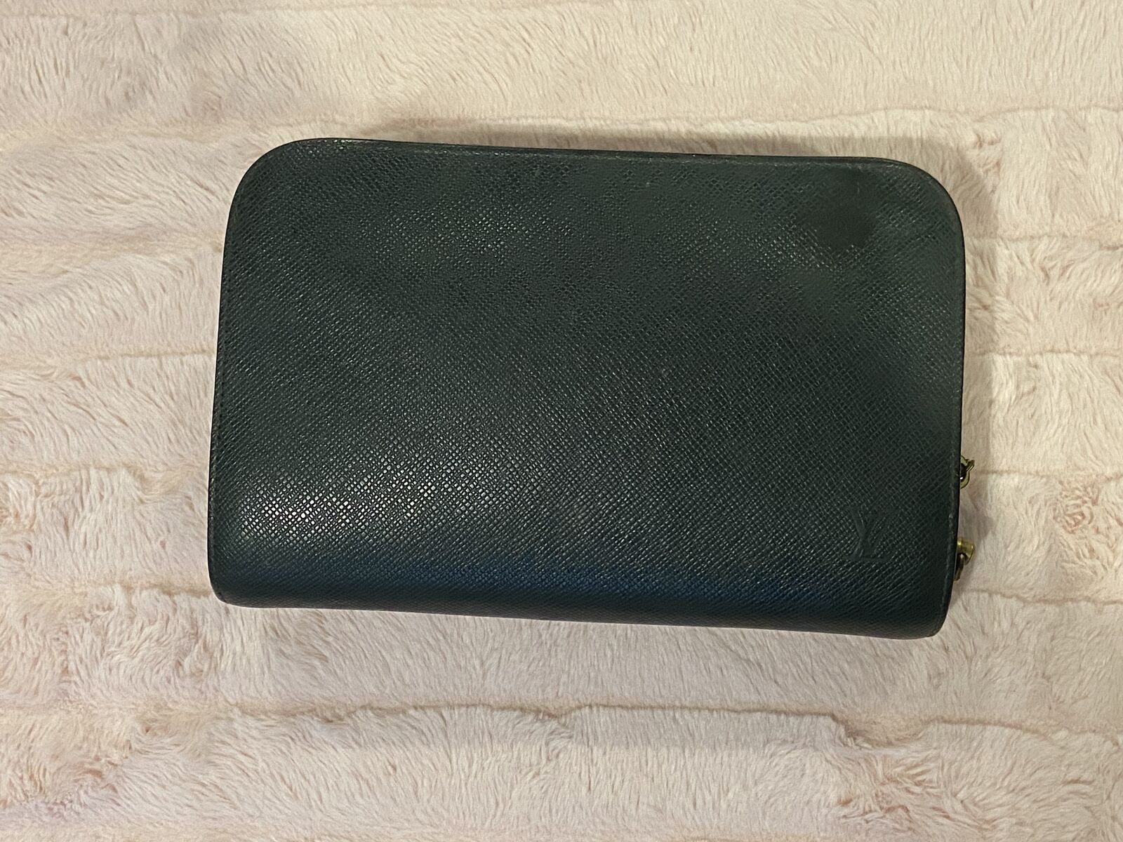 Louis Vuitton Baikal Clutch Taiga Leather (Project)