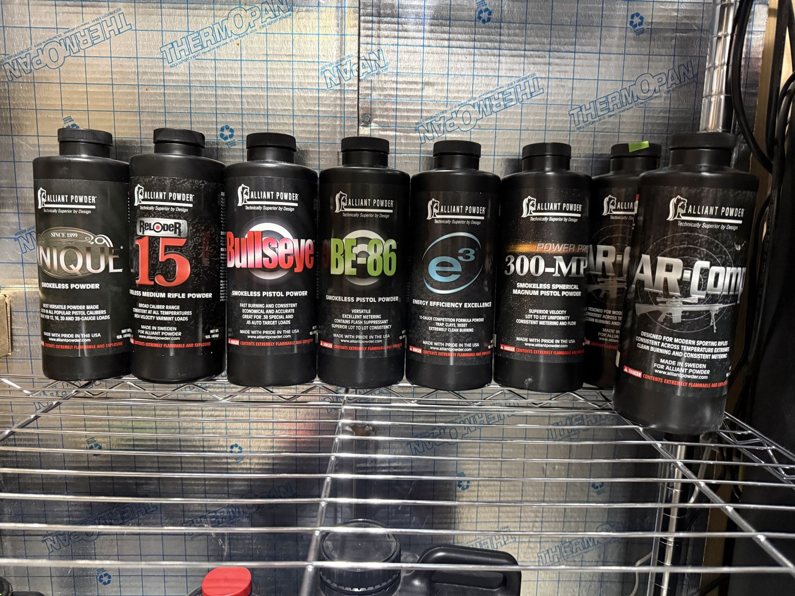 Alliant Powder Smokeless Powder Containers Lot (8 Bottles)