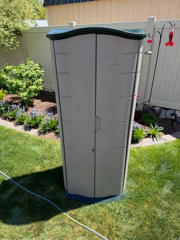 Outdoor Rubbermaid Storage Closet