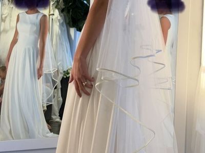 White Sleeveless A-Line Wedding Dress with Button Back - New, Size 4