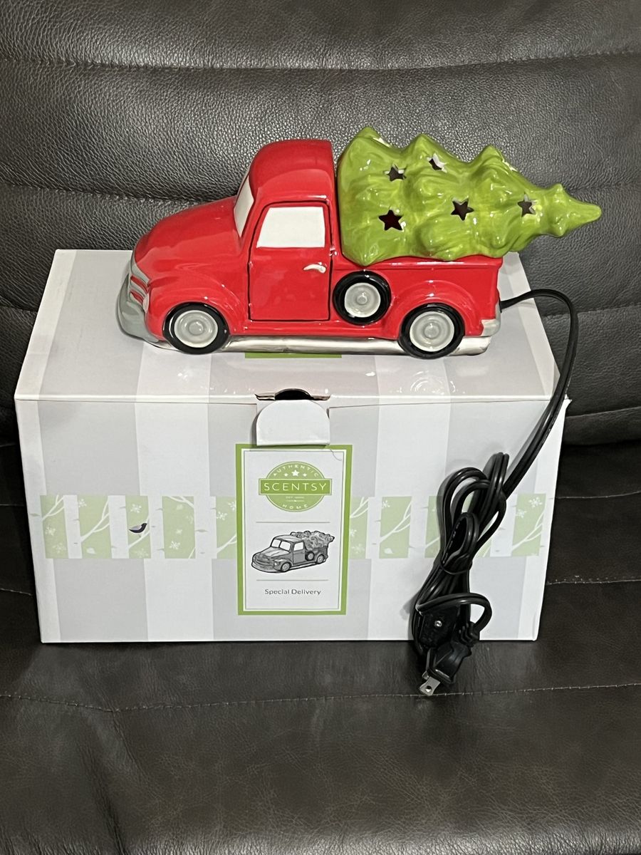 Scentsy candle warmer