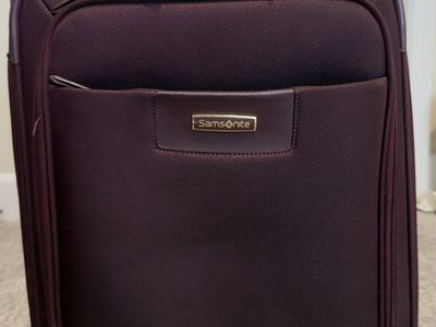 Samsonite Tru-Trac 21" Spinner Carry-On Luggage in Plum - Burgundy Softside Suitcase