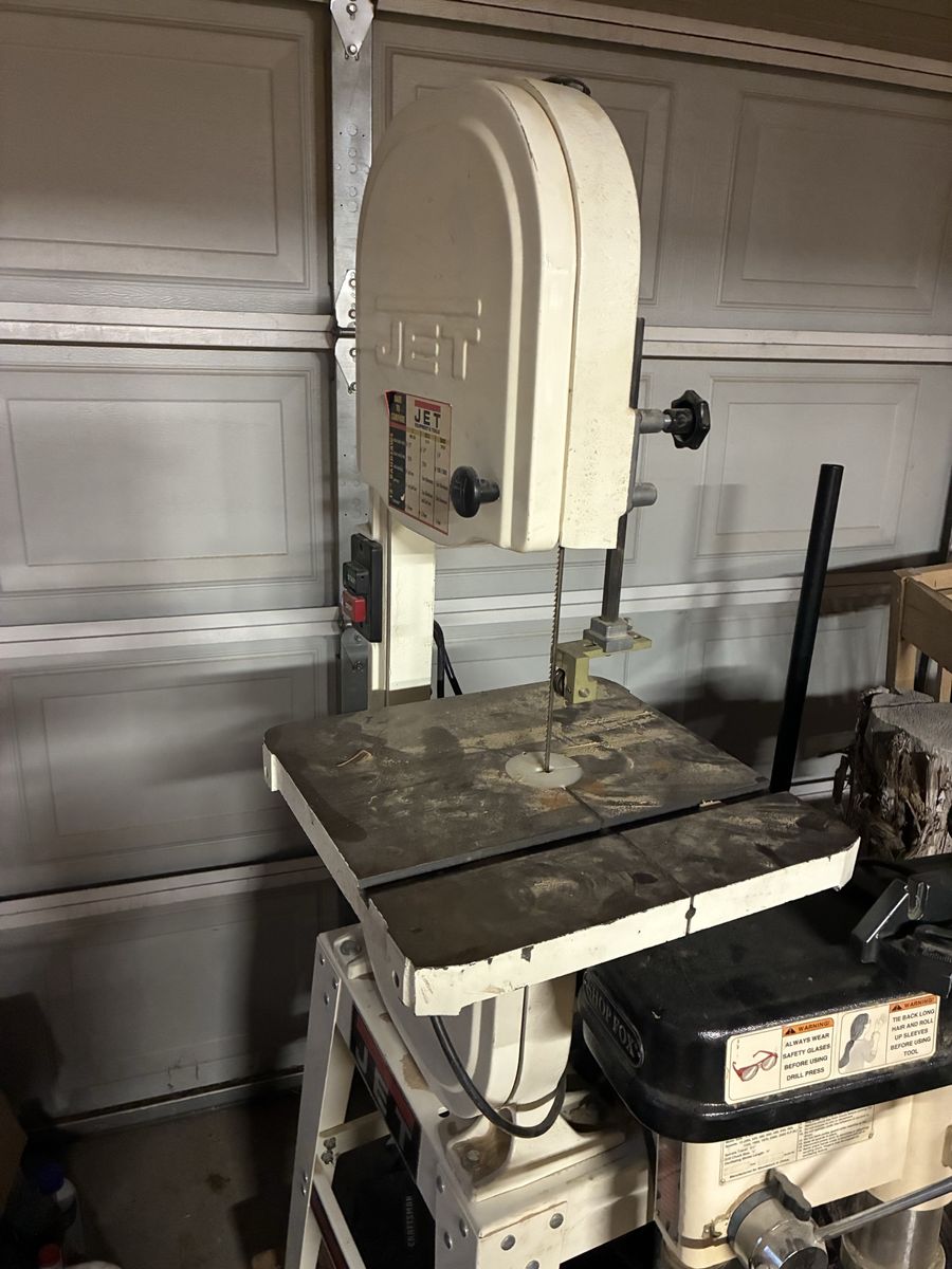 Main image 6