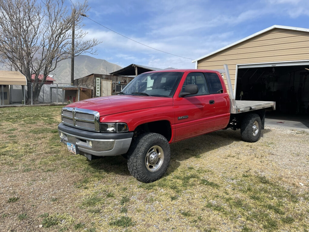 2000 DODGE RAM 2500 SLT