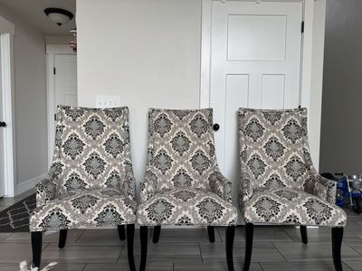 Best Master Furniture Natural with Floral Fabric Accent Chair