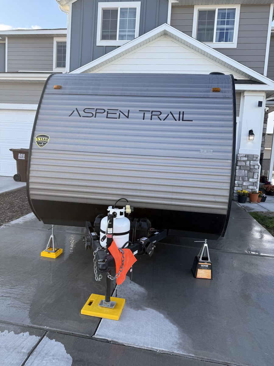 BEAUTIFUL CAMPER: ASPEN TRAIL LE
