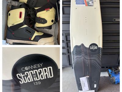 New Connelly The Standard 139 Wakeboard with Slingshot RAD Boots Size 12