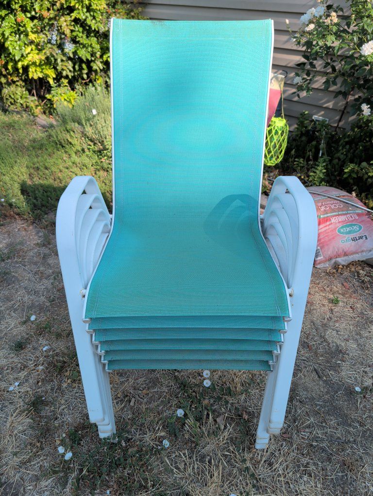 6 Lawn Deck Chairs Turquoise & White