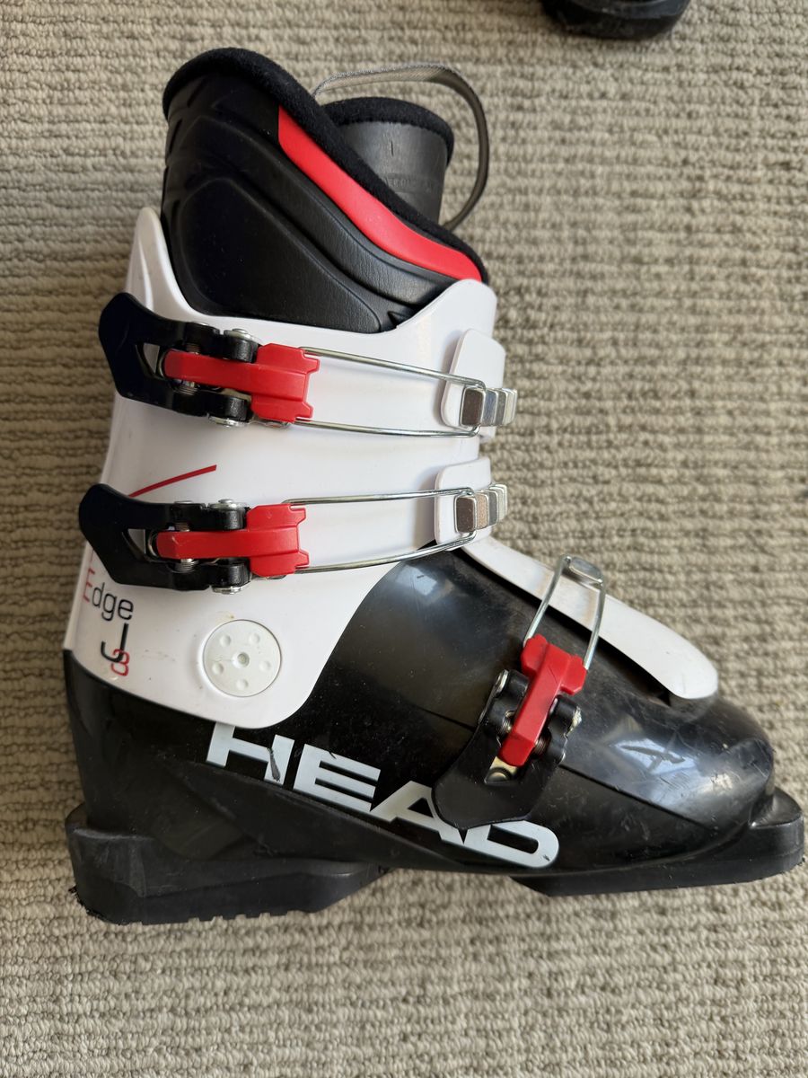 Head Edge U3 ski boots in black and white with red accents.  US Men's 5.5 to 7 / Mondo 23.5 to 24.5