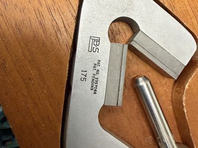 Vintage Brown & Sharpe No. 175 Bench Micrometer Machinists Precision Tool with Fitted Wood Case