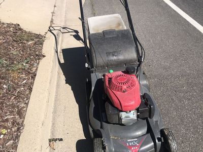 Honda HRX217 mower, 5th gen, $775