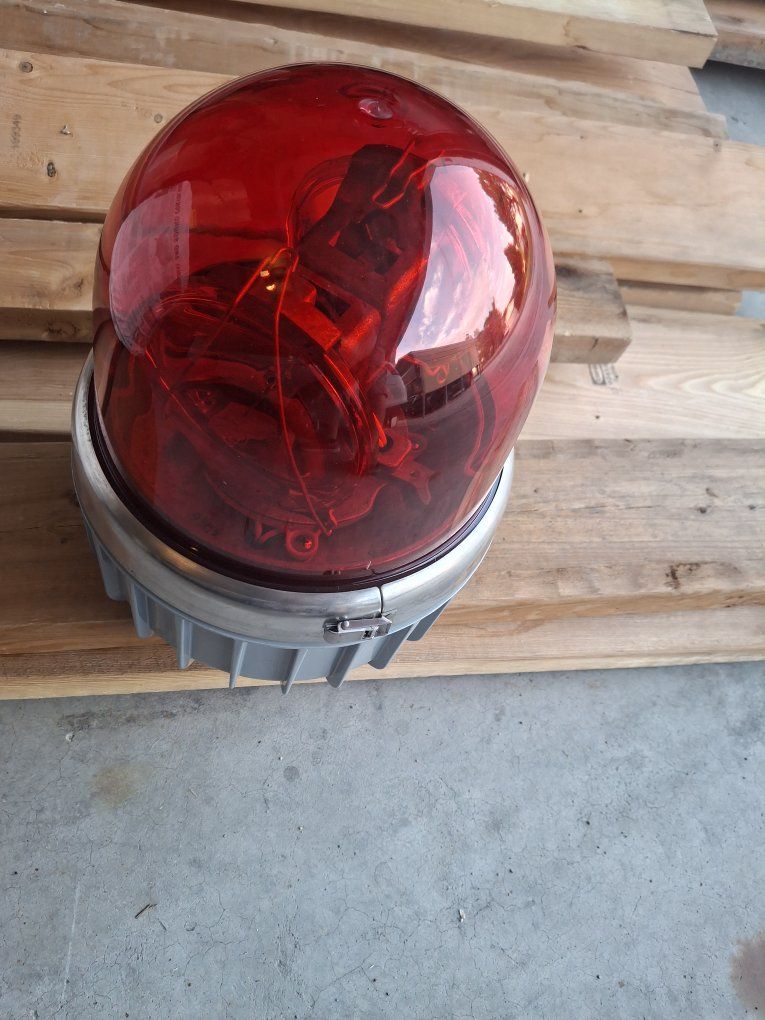 Commander red light