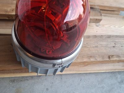 Commander red light