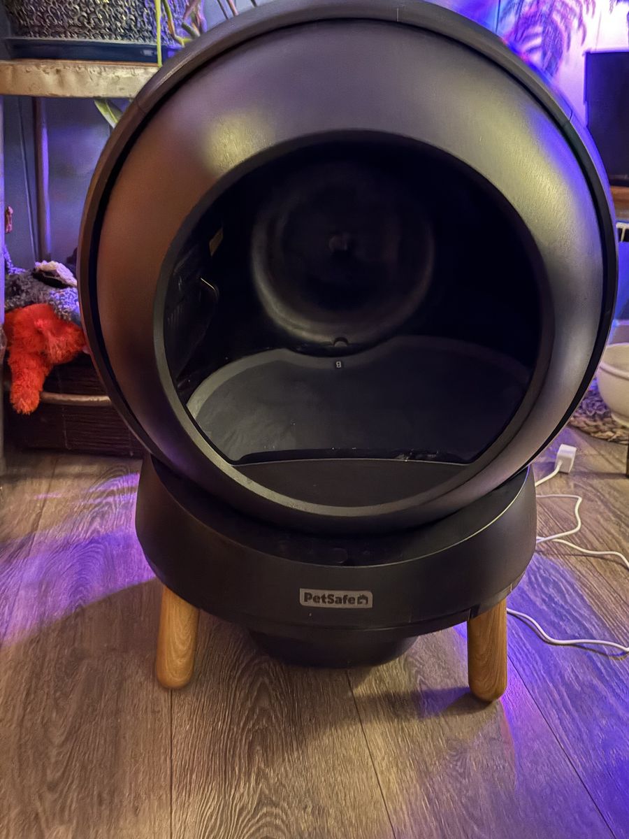 Petsafe Self Cleaning Litter Box